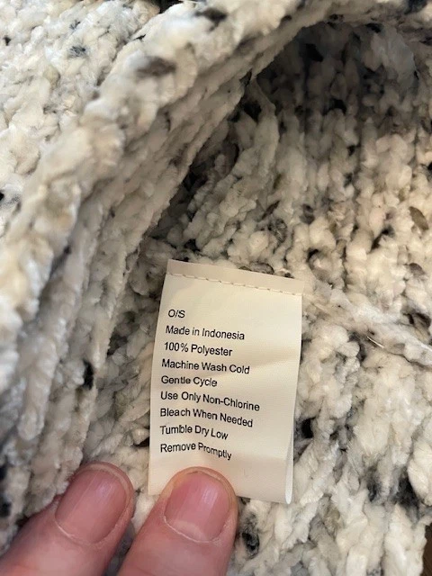 New with Tags Cuddol Duds Chenille headband warmer super soft gray& white 1 sz - Image 4 of 4