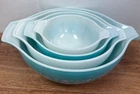 Set of 4 PYREX Amish Butterprint Cinderella Nesting Mixing Bowls Turquoise