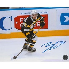 Zayde Wisdom Autographed Kingston Frontenacs Skating w/ Puck 8x10 Photo