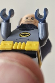 Lego Minifigure Alfred Pennyworth Batsuit  70922