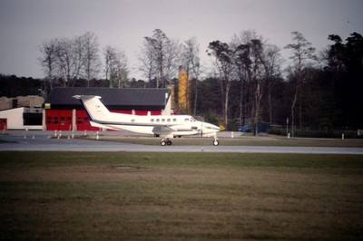 Dia 22549 Beechcraft Super King Air 200 05/91 FRA Flugzeug 35mm gerahmt OP-K2-28