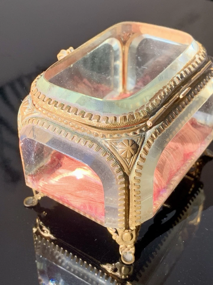 VITRINA JOYERÍA CRISTAL/LATÓN VICTORIANO “RARA” (I841) Foto 2 de 4