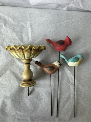 Miniature Fairy Garden Large Seashell Pedestal Birdbath Pick -Set Of Three Birds