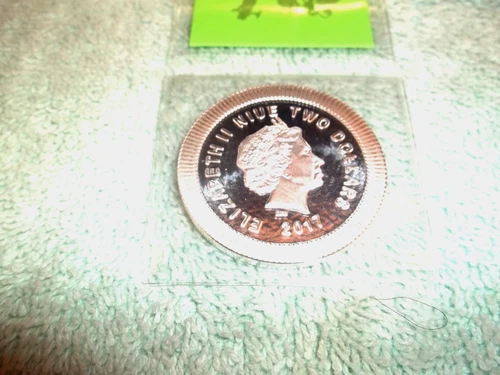 1 oz Silver Round - QUEEN ELIZABETH 11 ATHENAS OWL REVERSE PROOF