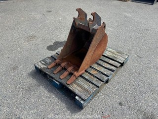 Kubota 24" 4 Tooth Digging Hydraulic Excavator Bucket Backhoe Attachment bidadoo