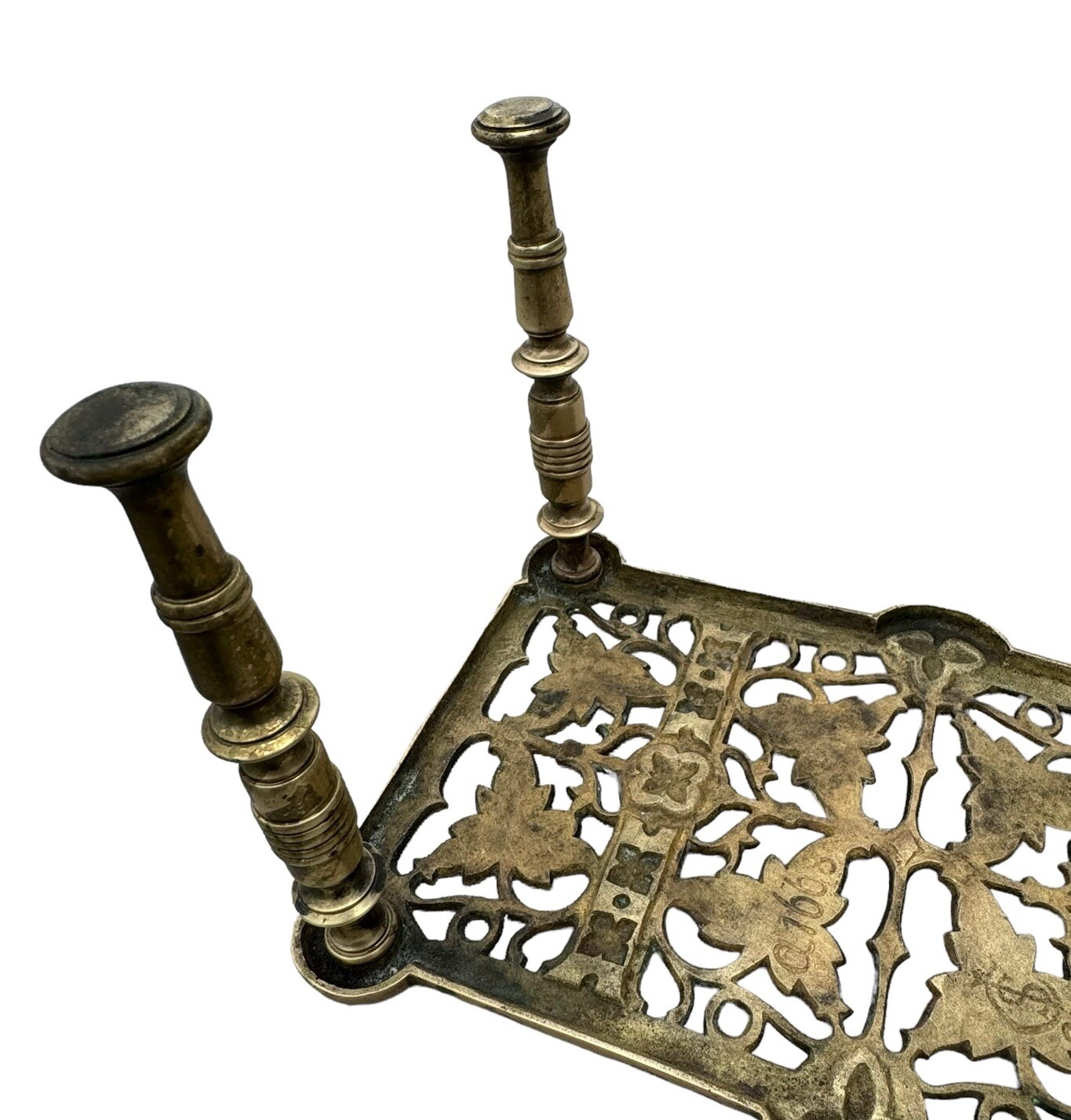 ANTIQUE BRASS FIREPLACE TRIVET KETTLE FOUR LEG STOOL MAKERS MARK 10.5”x 6”x 6”