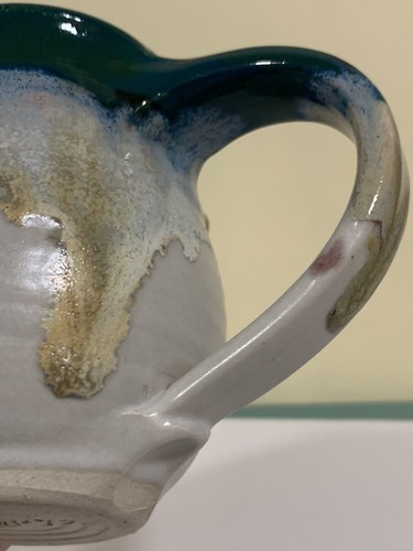 Green, Blue & Cream Pottery Drip Glaze Mug Signed by Artist 4"x3,5" - Picture 6 of 14