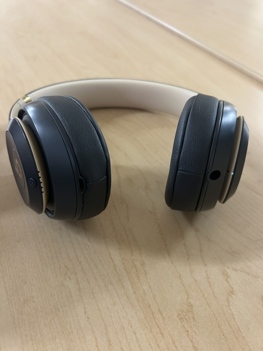 Beats Studio3 Wireless Headphones   The Beats Skyline