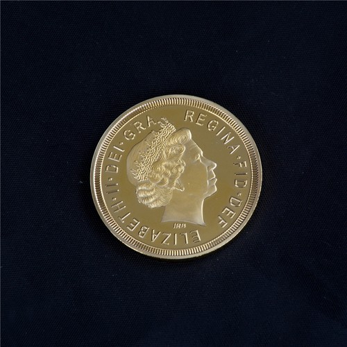 2013-Queen-Elizabeth-Great-Britain-Coins-Sovereign-Gold-Commemorative-Coin-GiftJ