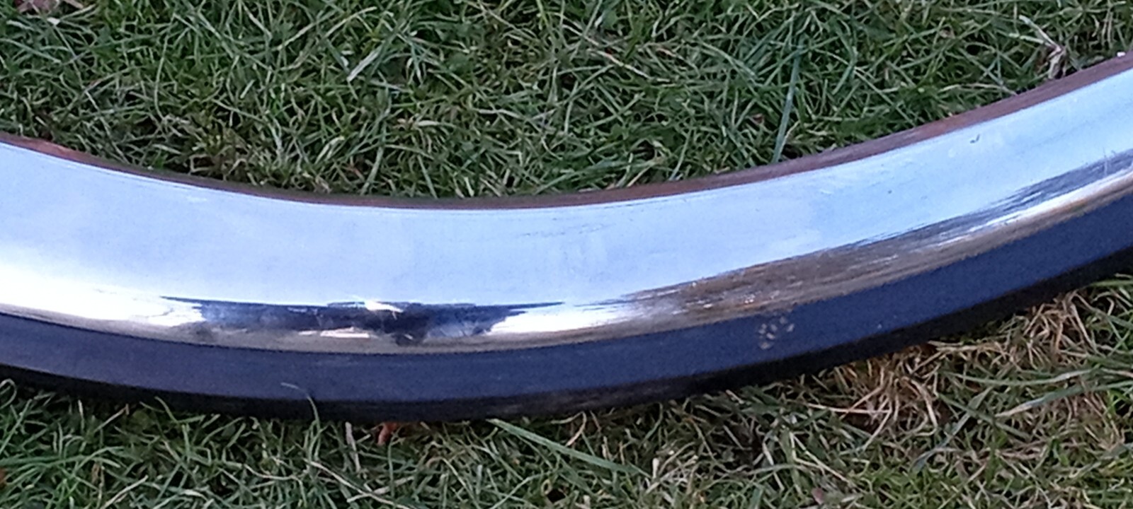 Ferrari 246 GT Front Left Side Bumper_20042305_20-28-08_206_GENUINE