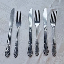 Onieda Craft Stainless steel Floral Pattern Set of 3 Knife and fork