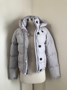light gray puffer jacket