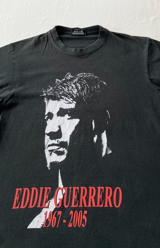 Vintage 2005 Eddie Guerrero WWE Wrestling 1967-2005 Viva La Raza T-shirt Sz S - Picture 3 of 11