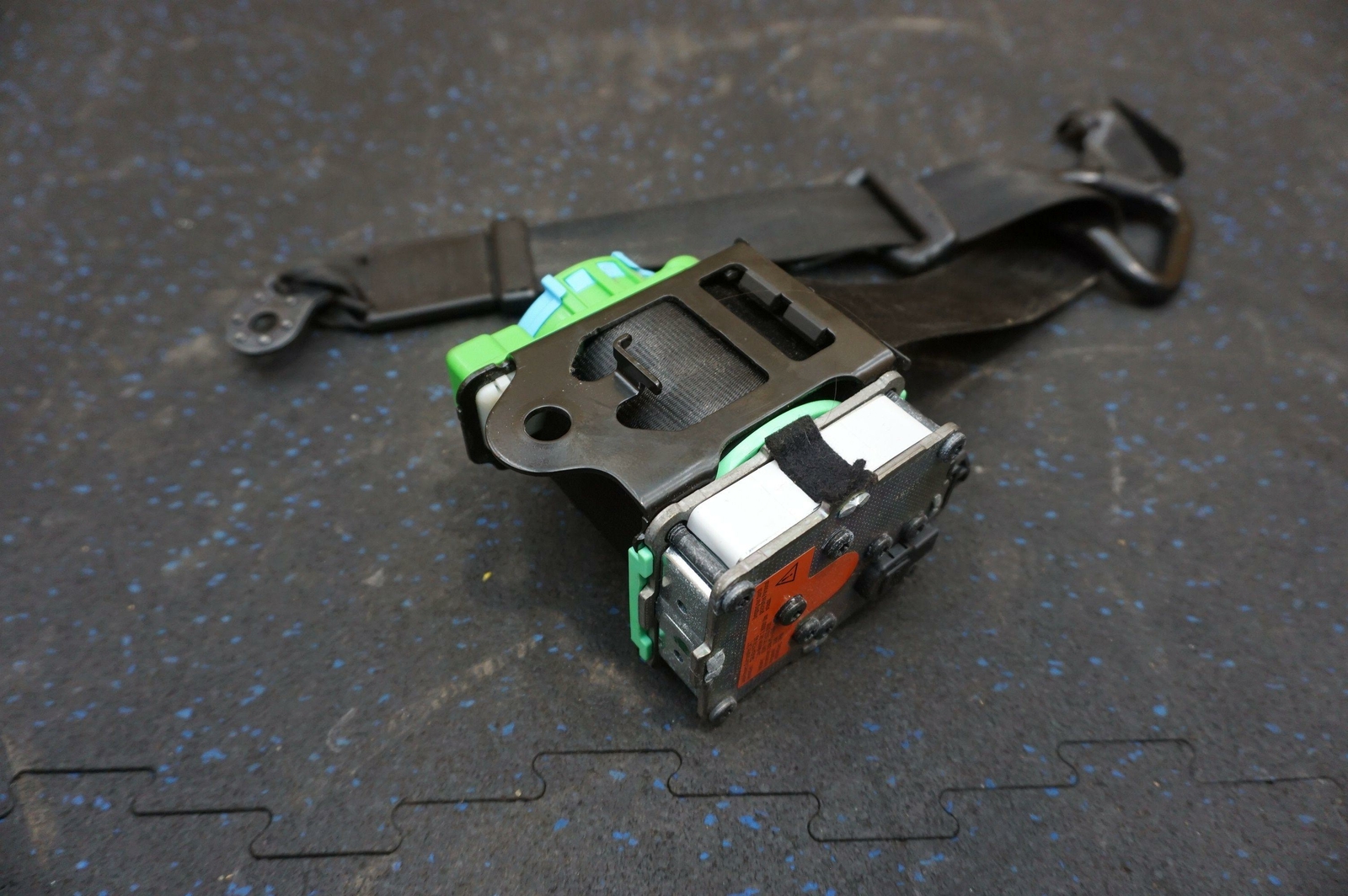 Audi R8 2008-2012 FRONT+LEFT Seat belt