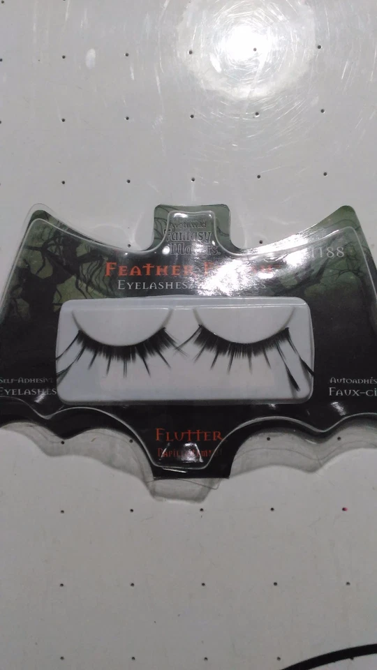 17 pares de pestañas postizas especiales fetiche/fantasía y 1 pintura corporal Foto 4 de 4