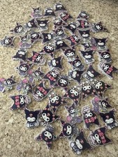 55x Małe kaboszony Sanrio Kuromi Flatback.