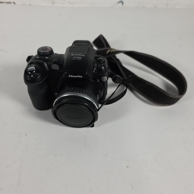#ad Fujifilm S5000 Finepix Digital Camera Black Spares or Repair Only GBP 6.57