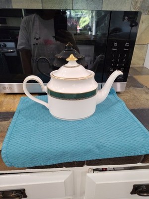 St Michael Pemberton Teapot & Lid White Green Gold Rim England Mark & Spencer