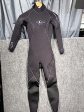 Aqua Lung 3mm Full Neoprene Wetsuit womens size 4 Black Scuba Dive
