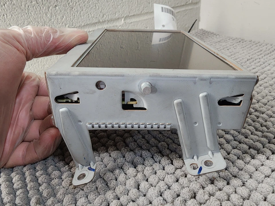 Hyundai Genesis 2009-2012 navegación radio pantalla pantalla GPS OEM 96563-3M000 Foto 2 de 4