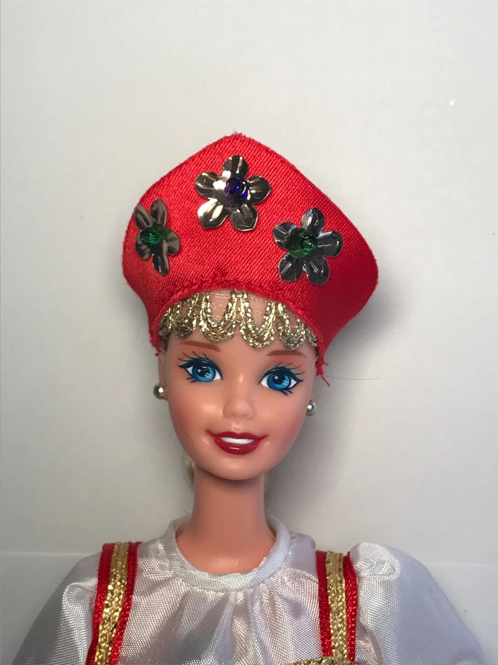 Muñecas Barbie rusas vintage del mundo edición coleccionista 1996 Mattel #16500 Foto 4 de 4