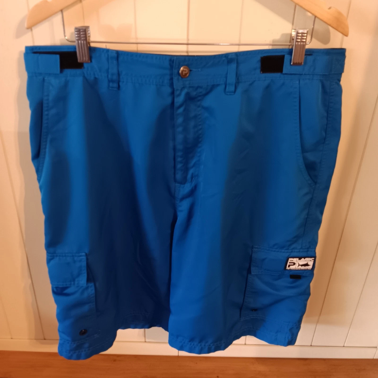 Pelagic Royal Blue Socorro Fishing Shorts, Men's Size 36
Opens in a new window or tab