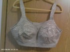 New Women's Beige Minimizer Seamless Bra W/Wide Adjustable Straps Size 46D — photo 1