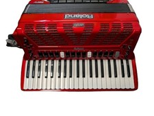 Roland FR-7 120 Bass Accordion