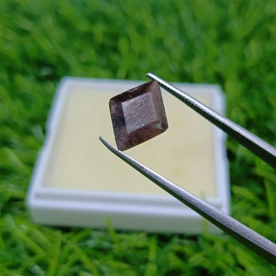 2.8 Carats Fancy Shape Step Cut Wenge Color Natural Axinite Gemstone - Image 2 of 4