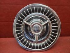 1958 Oldsmobile Fiesta Dynamic Eighty Eight Ninety Eight Rocket Holiday Hubcap