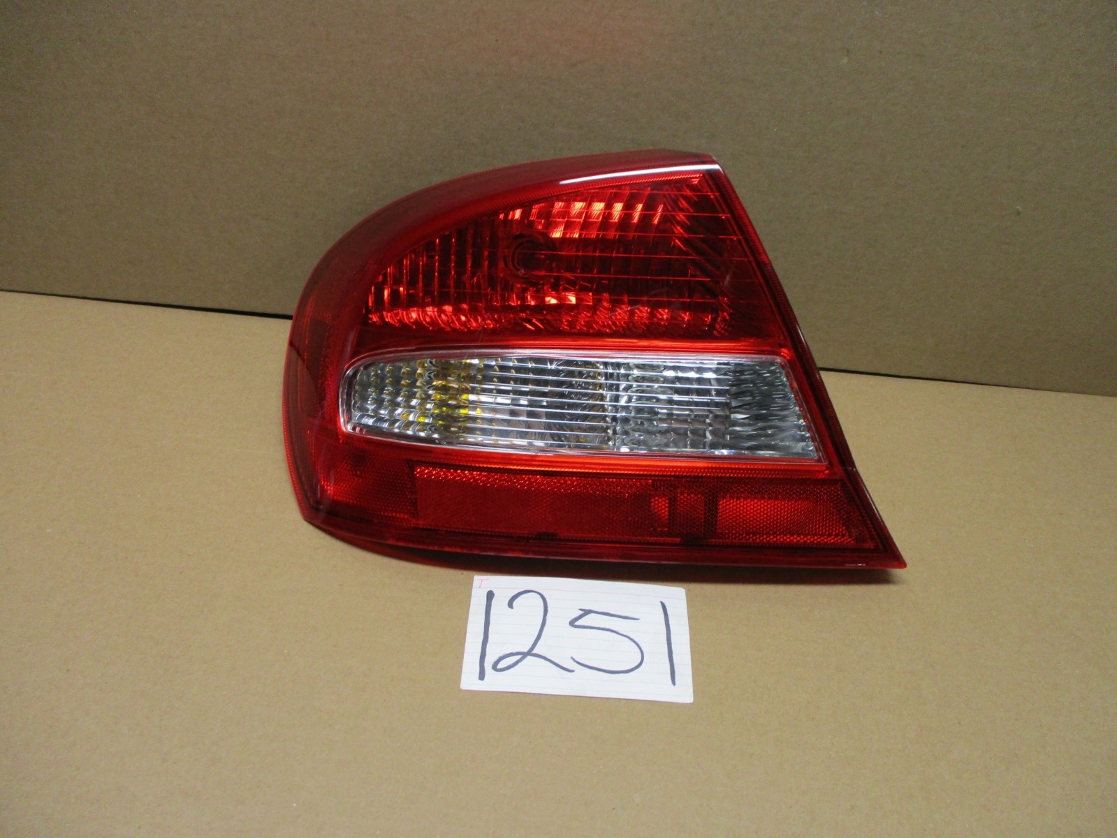 03 04 05 Chrysler Sebring 2 Door DRIVER Side Tail Light Used Rear Lamp #1251-T 