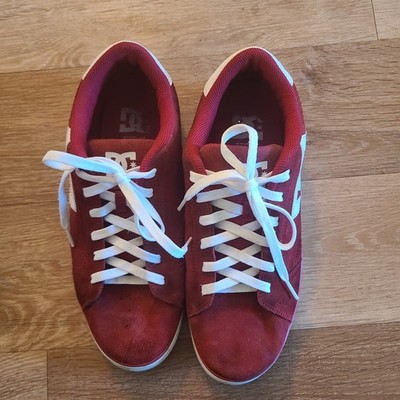DG Journal Model 301559 DG Leather Upper-Rubber Sole June 2008 Skate Shoe