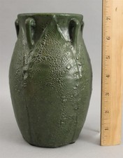Signed HEATHER FRIEDLI Arts & Crafts Revival DOOR POTTERY Curled Fern Vase, NR