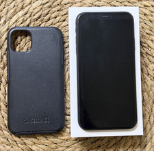 Apple iPhone 11 64GB, Black Works on Bell, Rogers or TELUS Networks Battery 86 %