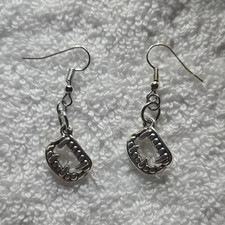 Vampire teeth earrings