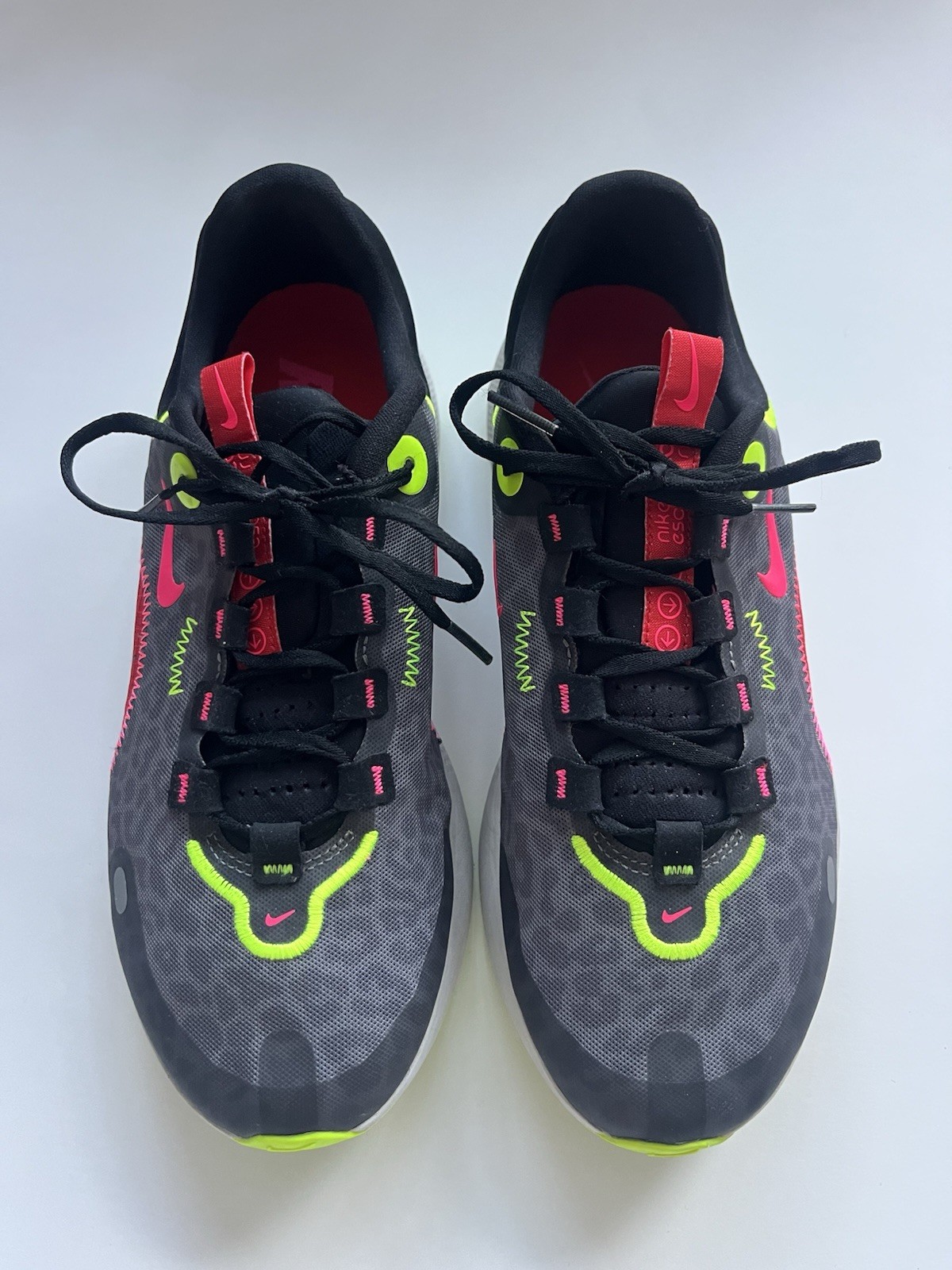 Nike React Escape RN Particle Grey Hyper Pink Wom… - image 2