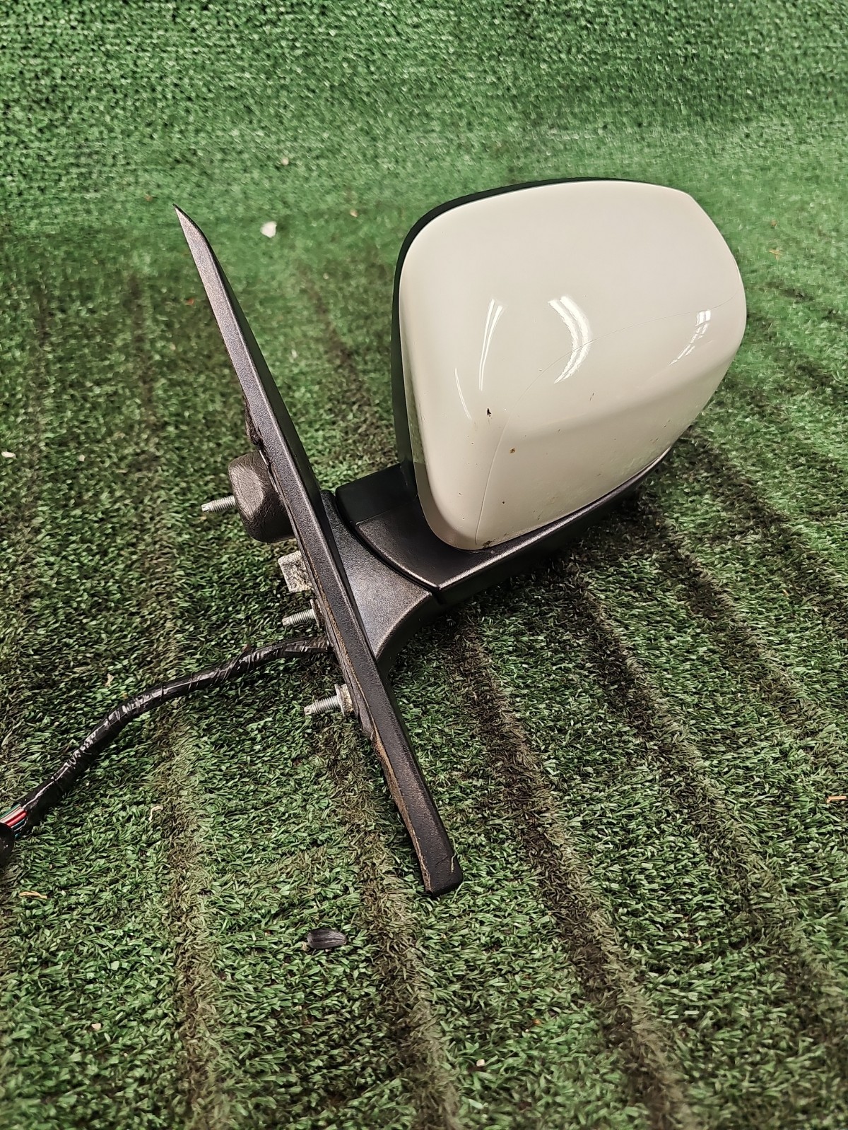 Maserati Quattroporte 2014-2017 Left Side mirror White