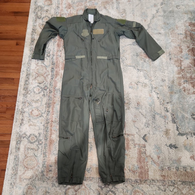 US Air Force Flight Suit CWU-27/P Sage Green One Piece Coveralls Mens 42L