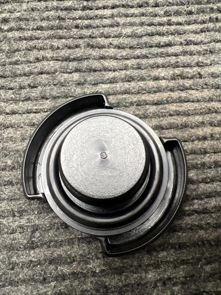 Tapa de llenado de aceite de motor Dorman 90005 Foto 2 de 4