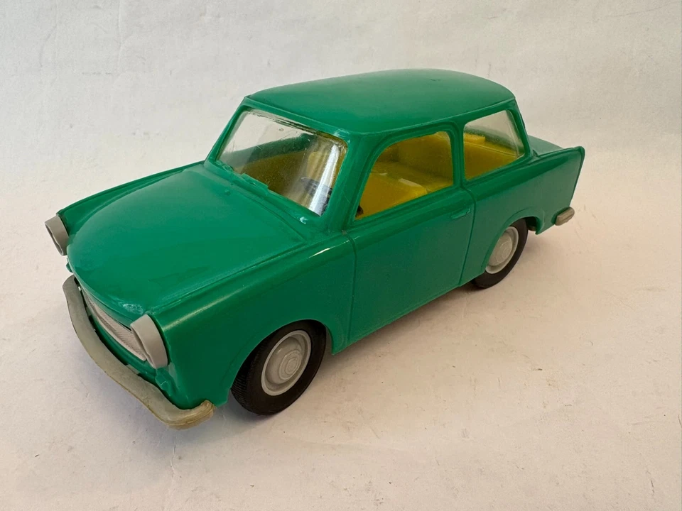 Vintage DDR Germany Green Trabant 601 Plastic Friction Toy - 17cm - Image 2 of 4