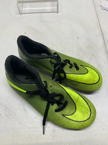 nike cleats neon