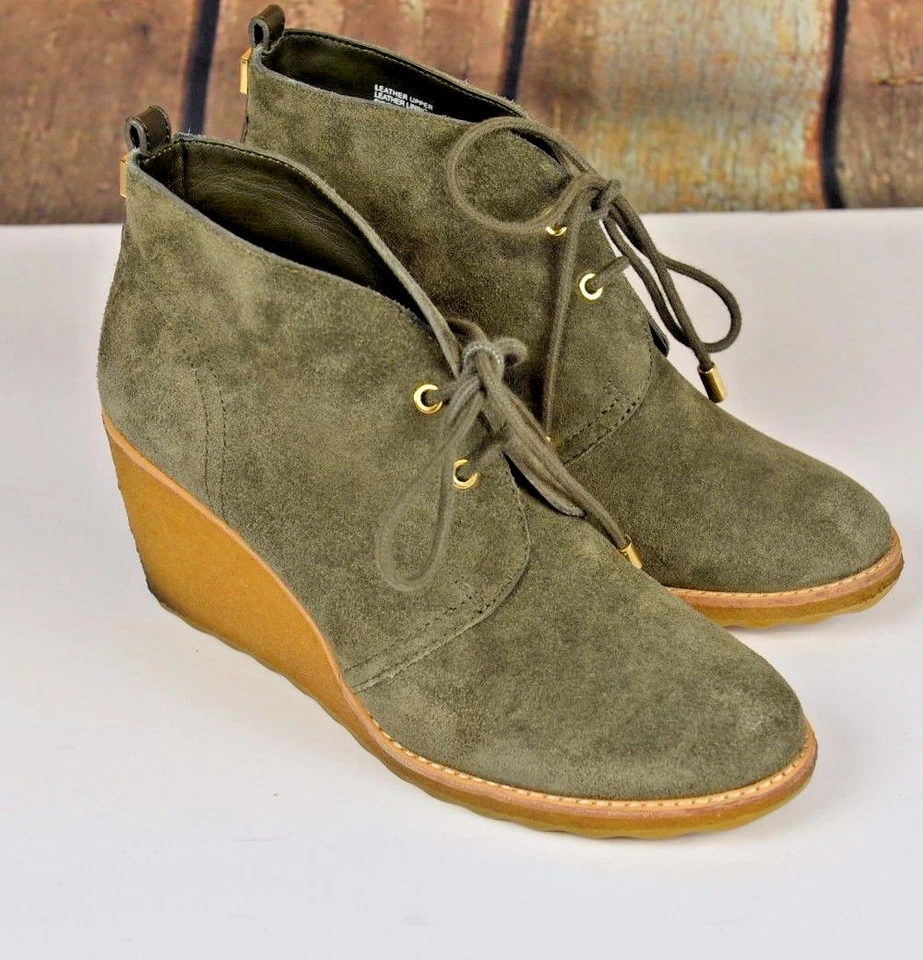 Botines Tory Burch Gamuza Cuña Talla 8 M Steampunk Verde Salvia Logo Con Cordones Foto 2 de 4