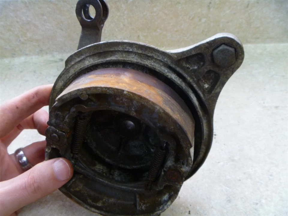 Placa de freno de rueda trasera Kawasaki J1 J1TR J1-TR 85 1966 KB82 Foto 4 de 4