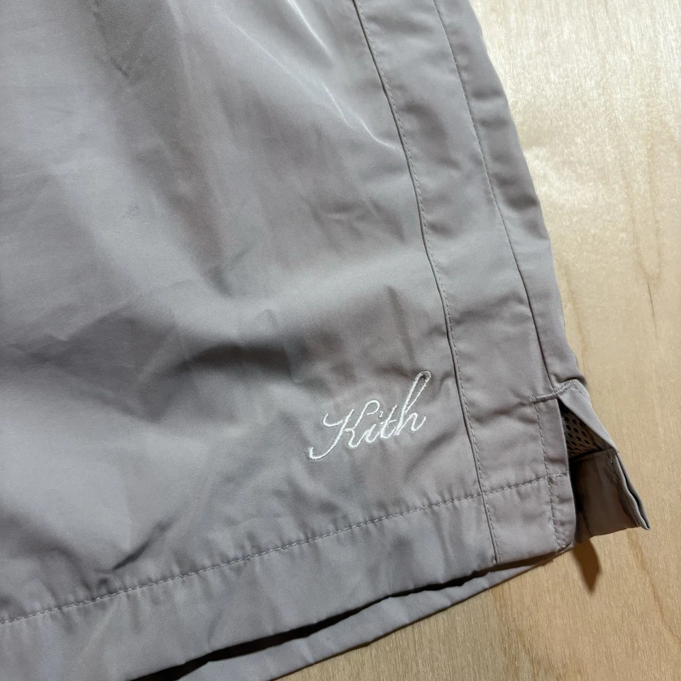 Kith Transitional Active Corto Hormigón Talla XL Nuevo Foto 3 de 4