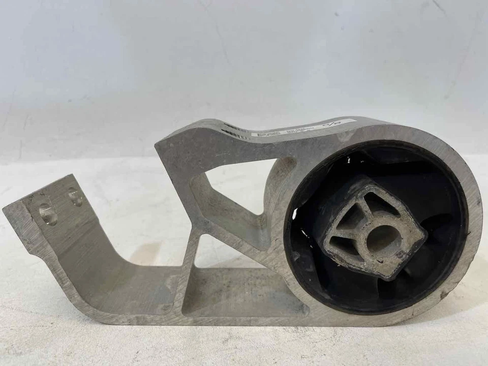 FITS 2018 - 2024 CADILLAC XT5 ACADIA BUICK 3.6L Transmission Mount - Image 3 of 4