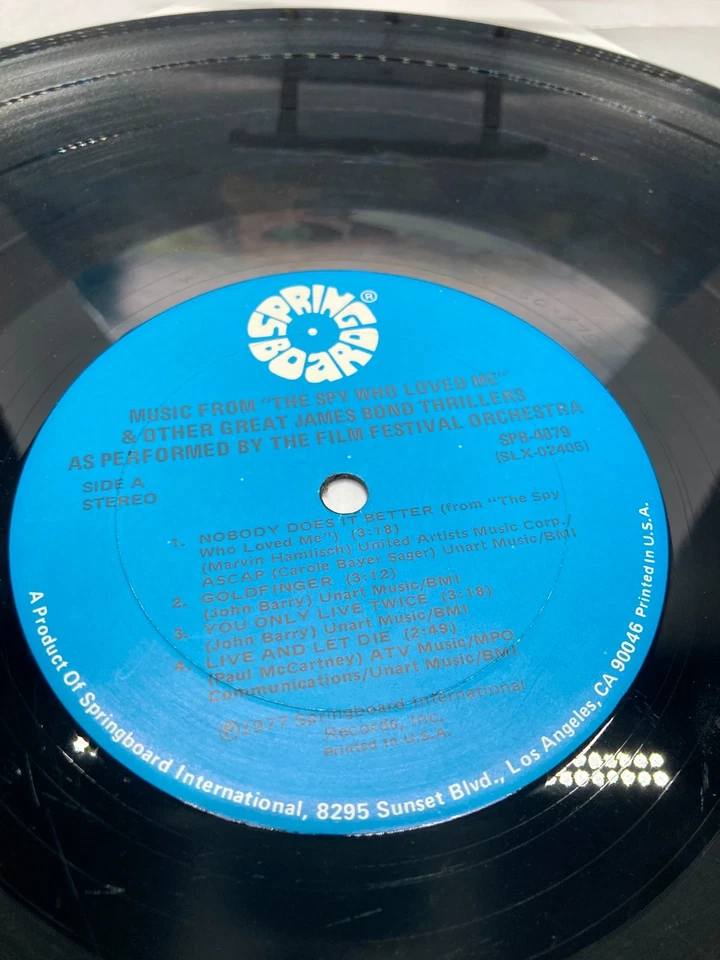 James Bond The Spy Who Loved Me Soundtrack Vinyl LP 1977 Record SPB-4079 - Image 2 of 4