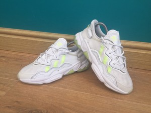 adidas ozweego size