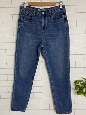 American Eagle Mom Jeans High Rise Women's Size 8 Regular Medium Wash Denim NICE