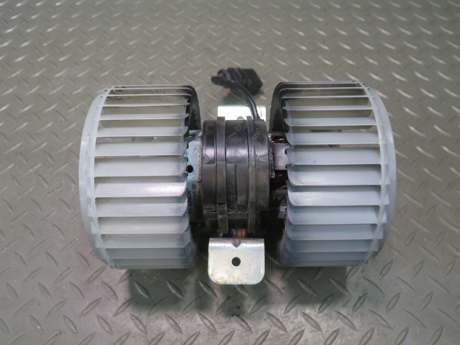 2006-2012 BENTLEY CONTINENTAL FLYING SPUR A/C HEATER AIR BLOWER FAN MOTOR