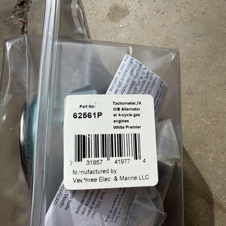 Tacómetro eléctrico Sierra International 62561P blanco Premier Pro, 3" Foto 2 de 3